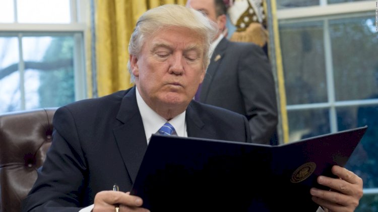 Trump recua novamente e suspende tarifas sobre o México até 2 de abril